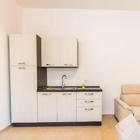 Guesthost - Porta 29 Appartement Trani